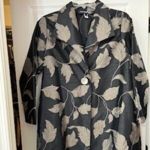 Painted Pony Gray & Beige Leaf Jacket